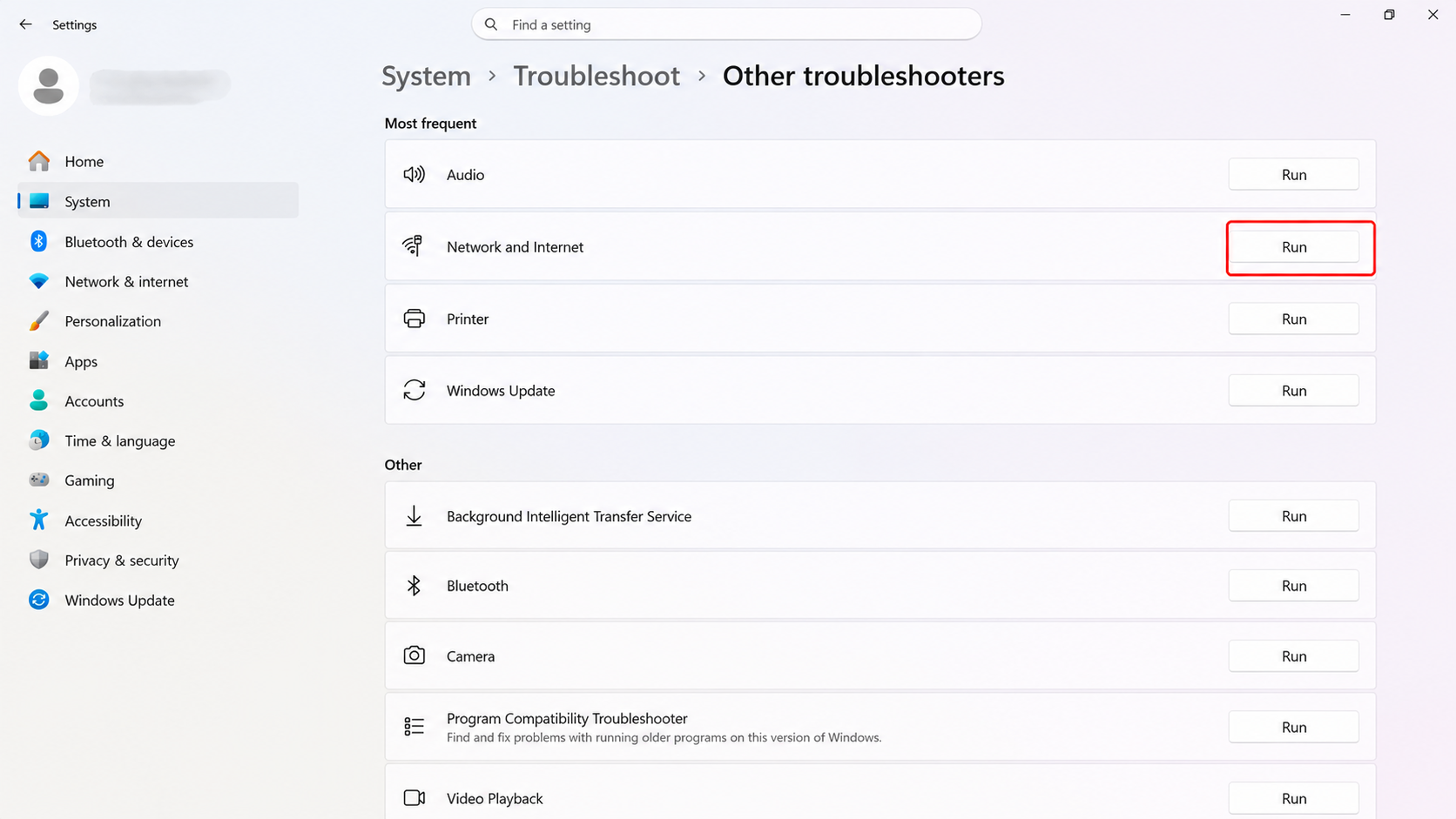Windows 11 Network and Internet troubleshooter option for fixing Wi-Fi connection issues